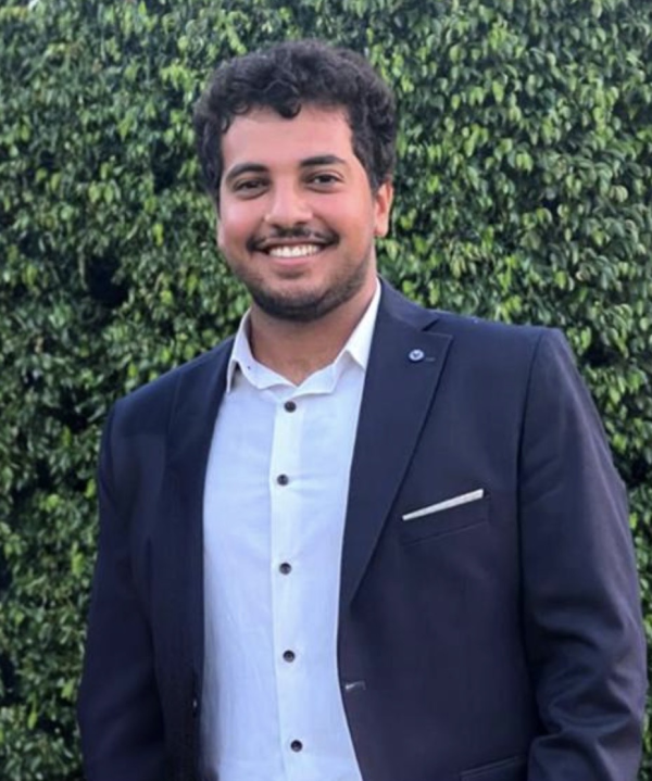 Inside the Deal: Building Investment Kits, Finding the Right Investor, Surviving Due Diligence